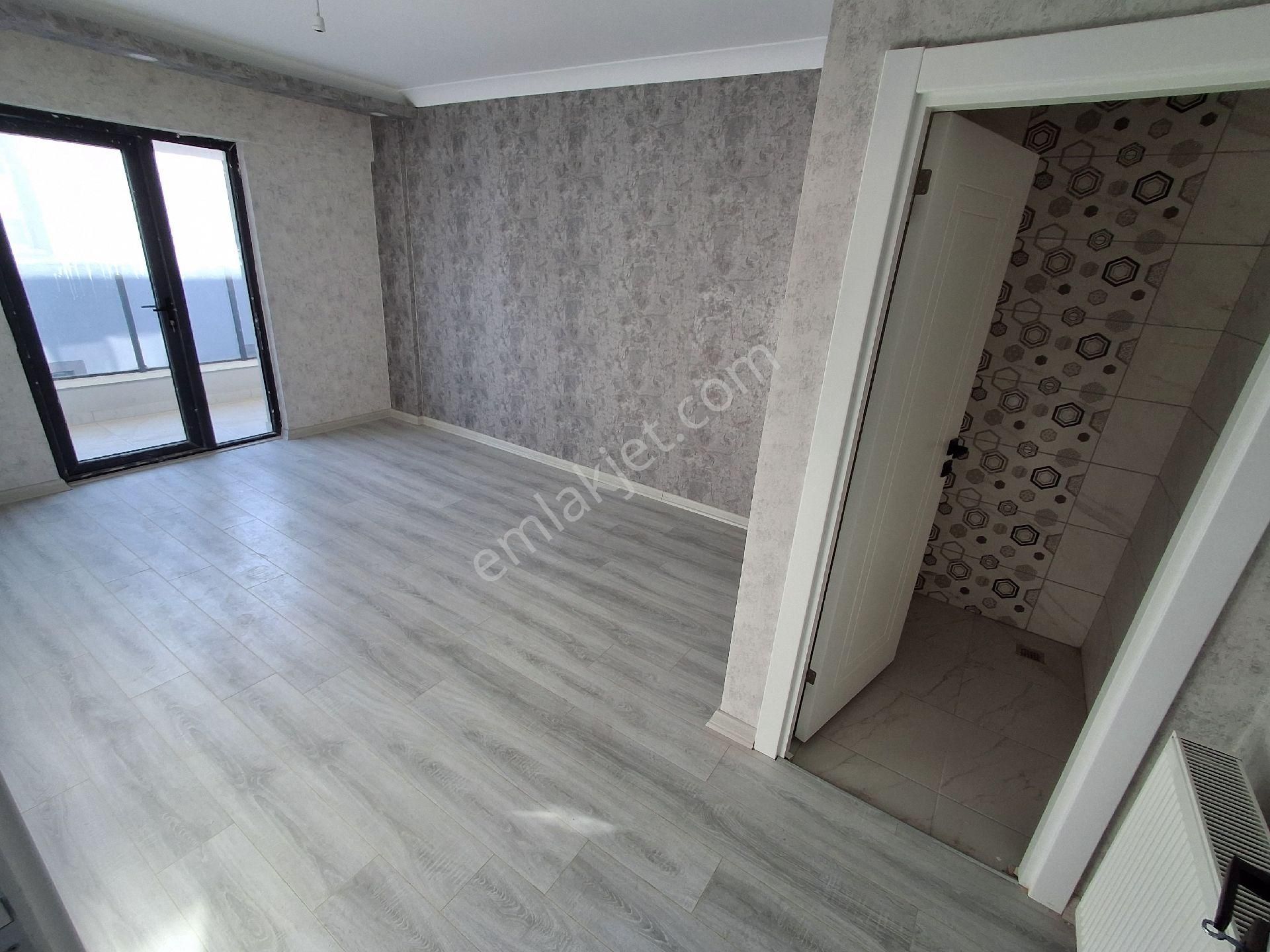 H.gazi Göbekte Ultra Lüxk Daireler 2.3.katlarda.ç.banyo 2.500.00tl Kadar Kredi İmkanı Var - Görsel 24