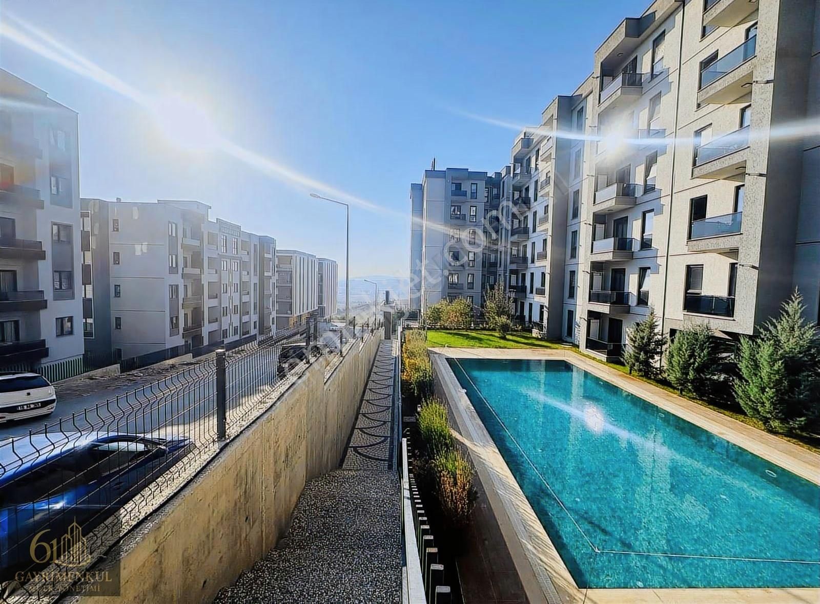 Ada Conceptde 2+1 Eşyalı Arakat Havuzlu Güvenlikli Satılık Daire