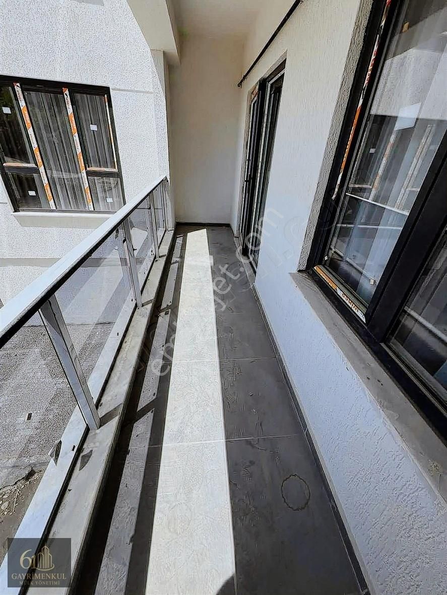 Merkezi Konum Sıfır Bina Sıfır Eşya 1+1 Lüx Daire - Görsel 11