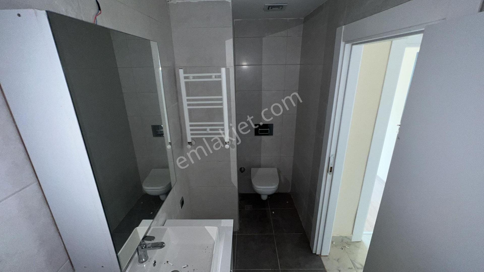Esenyurt N Logo Sitesi'nde Havuz Cephe 1+1 Fırsat Dairemiz.. - Görsel 6