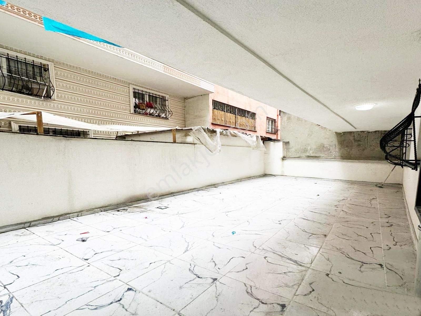 Boss Aypı'dan Ebeveny Banyolu Bahçeli 3+1 140m² Satılık Daire - Görsel 21