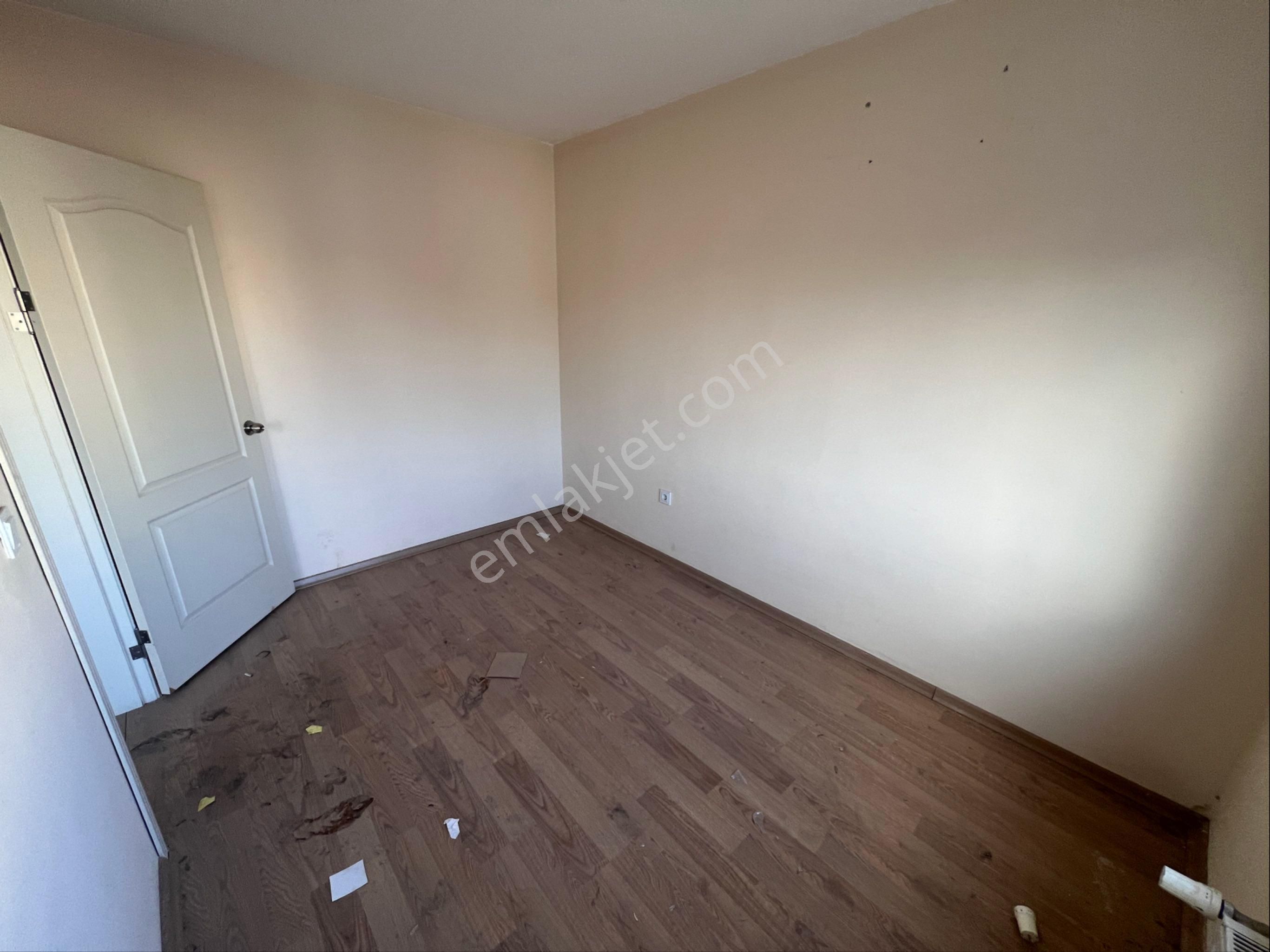 Murat Emlaktan Acill112 Merkezi Yanı Ara Kat 1+1 Dairemiz Satılıktır - Görsel 14