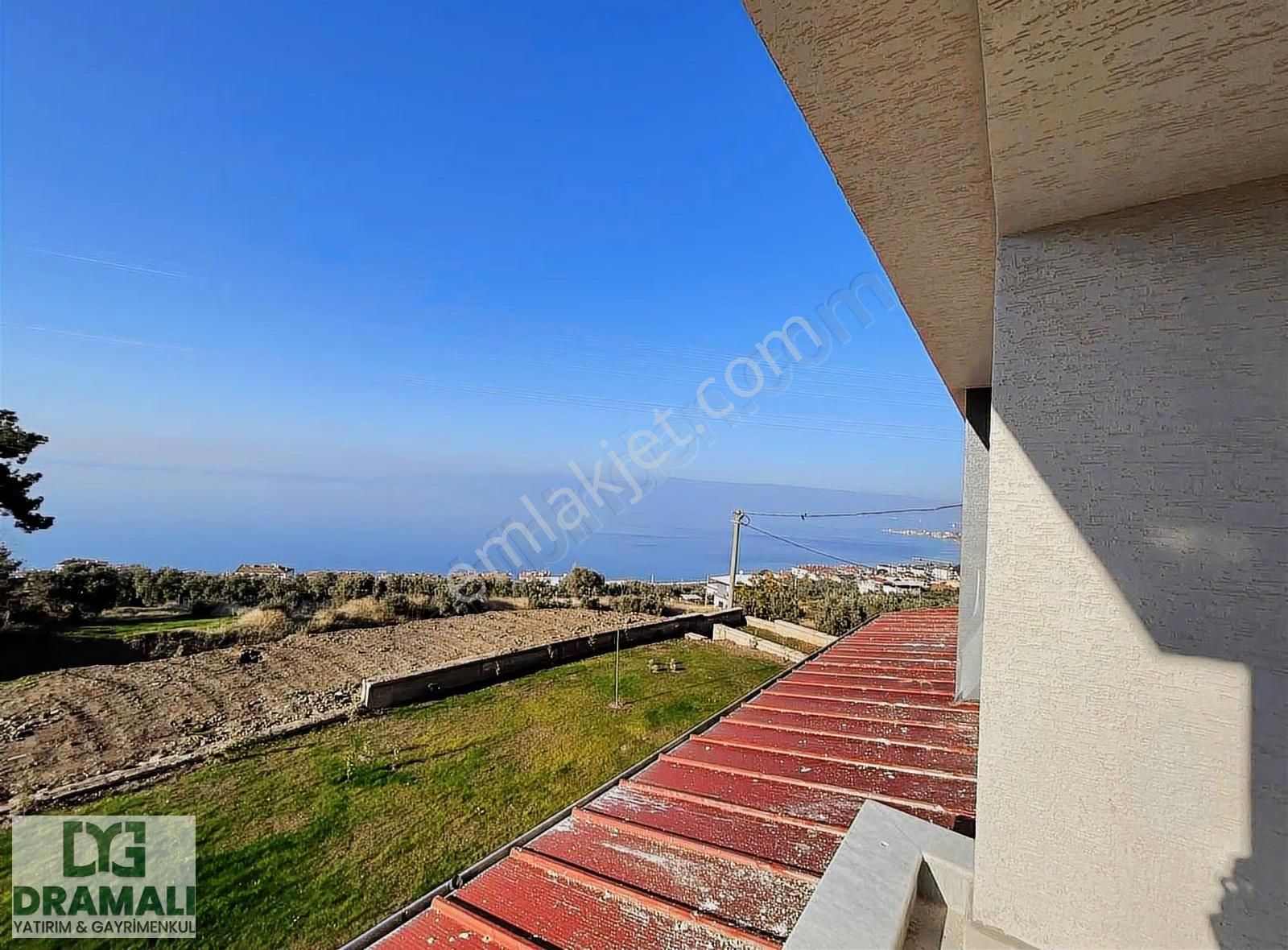 Kurşunluda Panoramik Deniz Manzaralı Prestijli 3+1 Villa - Görsel 7