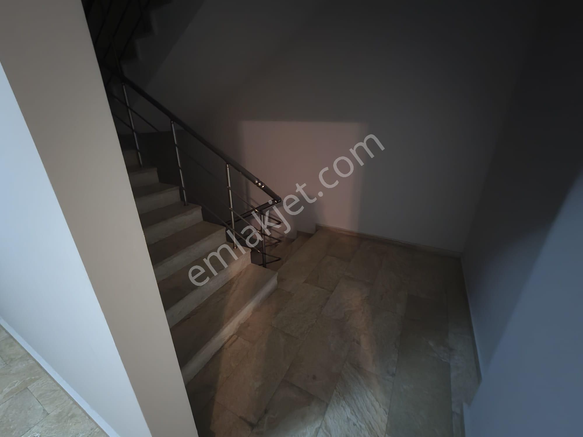 Trabzon Yomra Kaşüstü May Yapı Sitesi'nde 3+1 Satılık Daire - Görsel 8