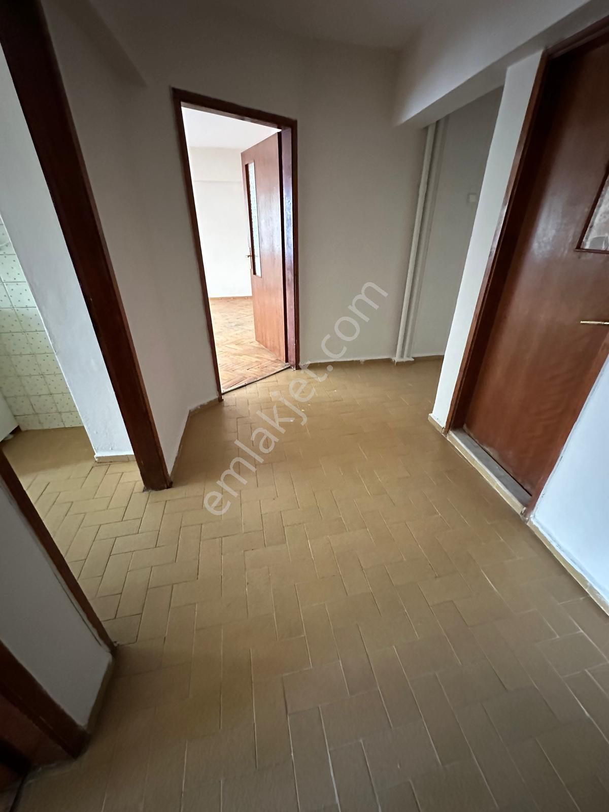 Setbaşı Üzeri Umurbey’de Park Yanı Asansörlü Geniş 3+1 Kiralık Daire - Görsel 18