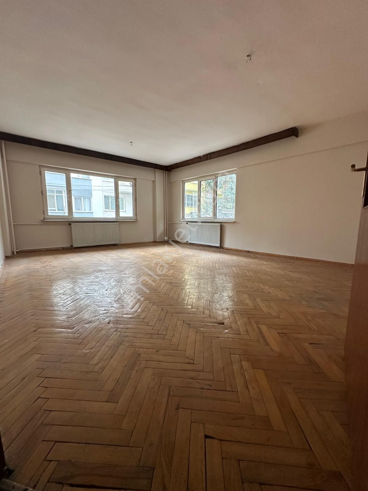 Setbaşı Üzeri Umurbey’de Park Yanı Asansörlü Geniş 3+1 Kiralık Daire - Görsel 3