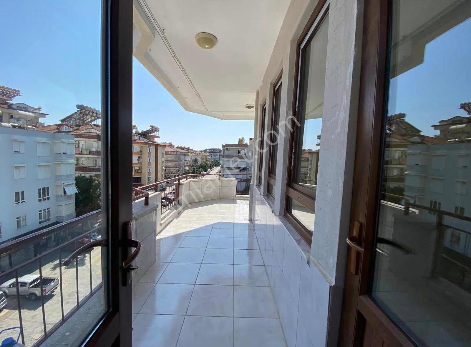 Alanya Kadıpaşa Mah Satılık 3+1 Daire - Görsel 3