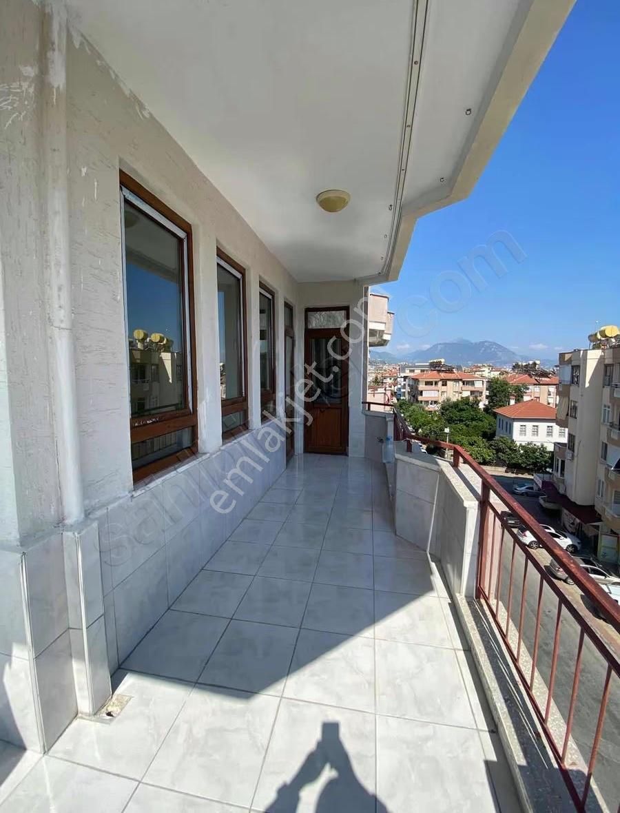 Alanya Kadıpaşa Mah Satılık 3+1 Daire - Görsel 9