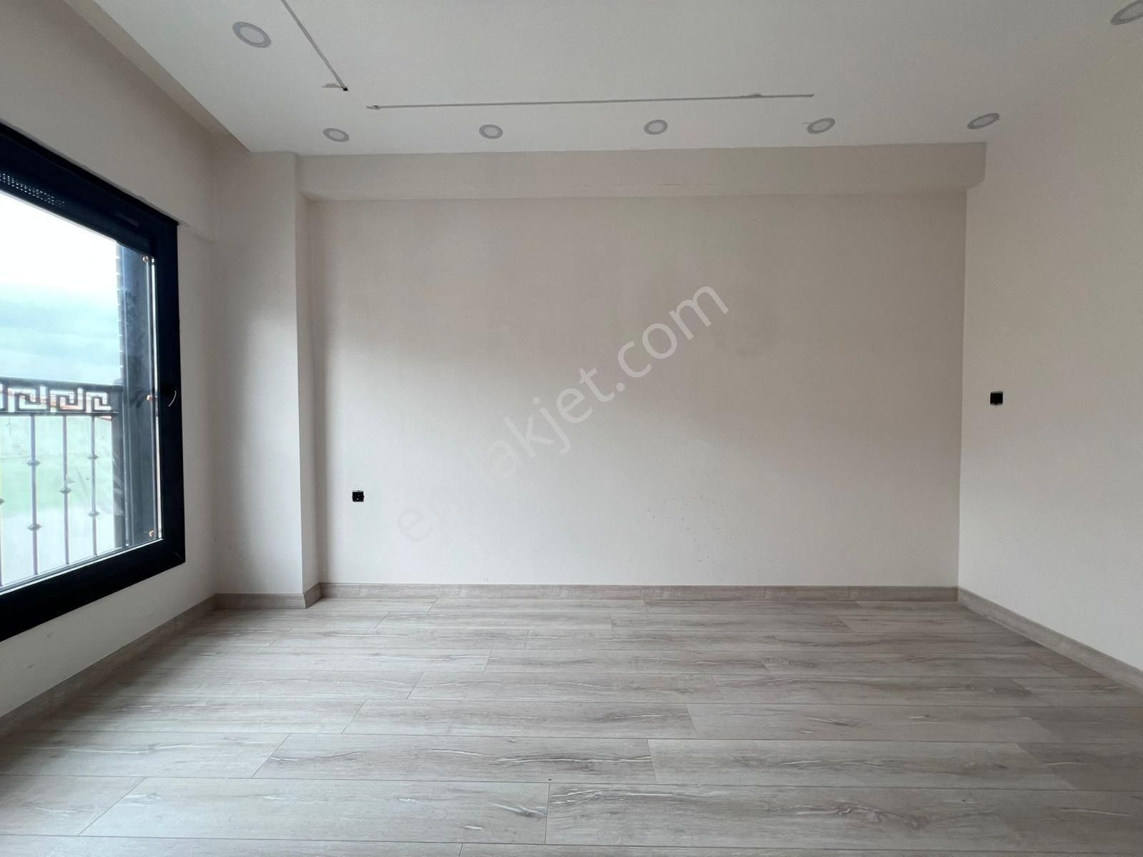 Üçyol Metro Yakını 1+1 Yerden Isıtmalı - Görsel 18