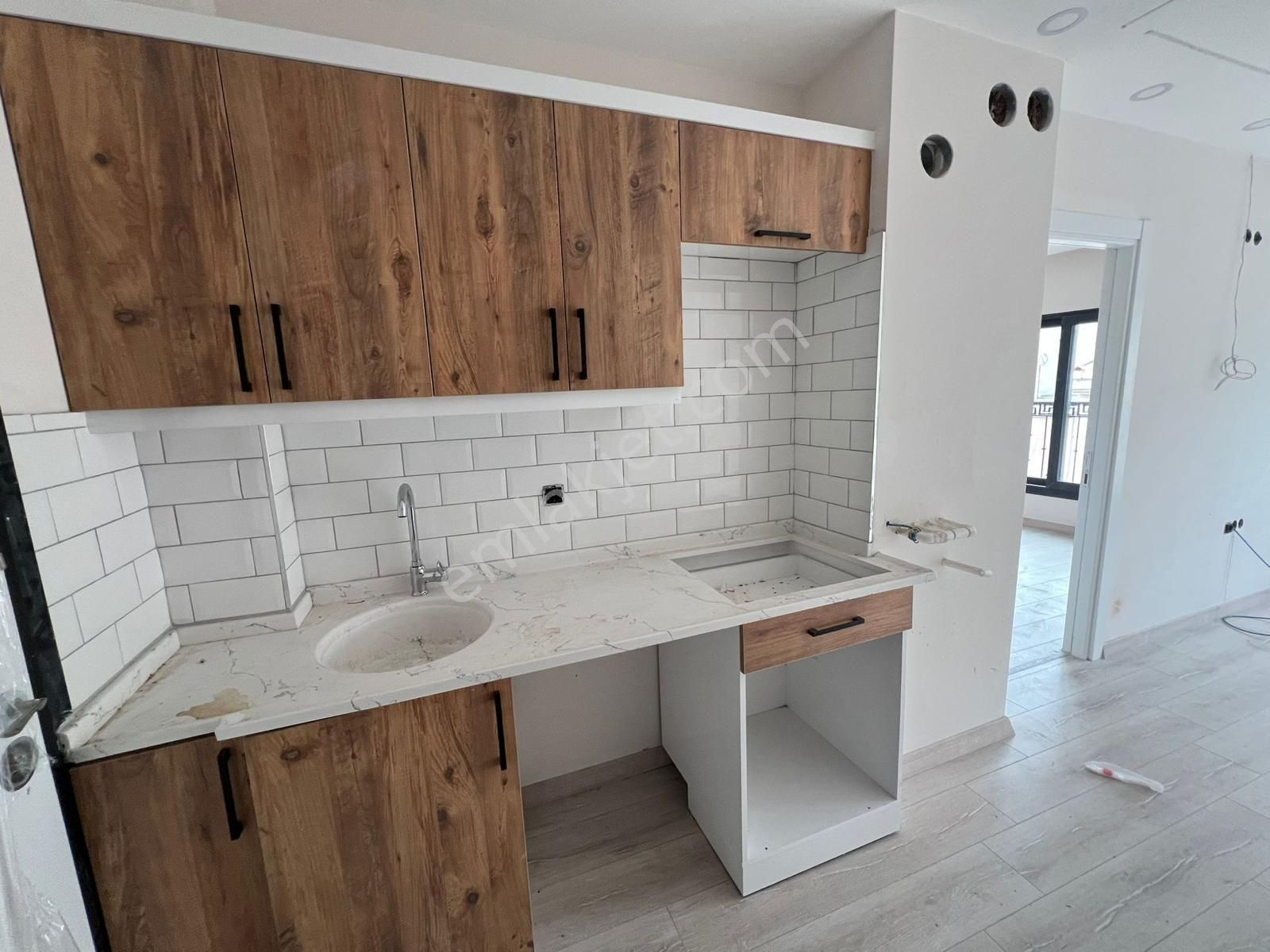 Üçyol Metro Yakını 1+1 Yerden Isıtmalı - Görsel 14