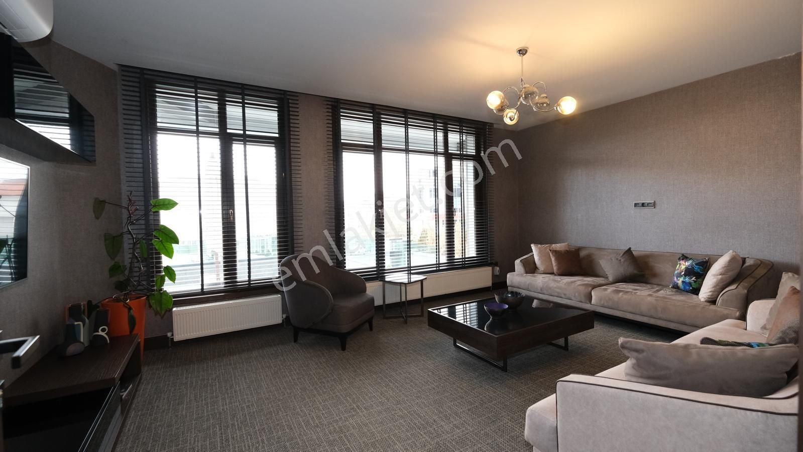 Ankara Uğur Mumcu Cad. Tabela Değeri Yüksek Kiralık 3 Katlı Ofis - Görsel 22