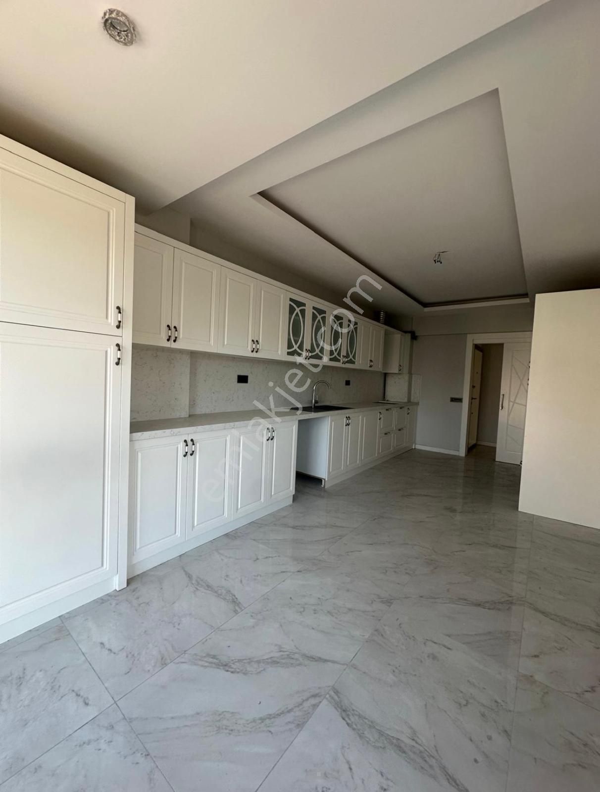 Denizlinin En Elit Semti Servergazi Gerzelede 3+1 Arakat Sıfır Acil Kredli Acil Satılık