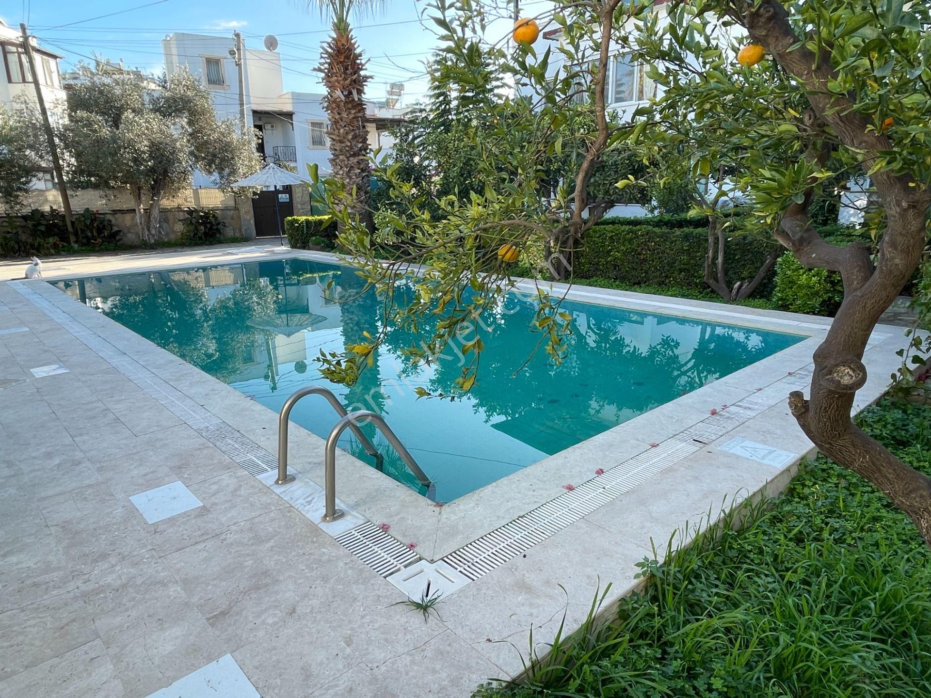 Turgutreis'te Site Havuzlu 100m² Özel Bahçeli Satılık 3+1 - Görsel 14