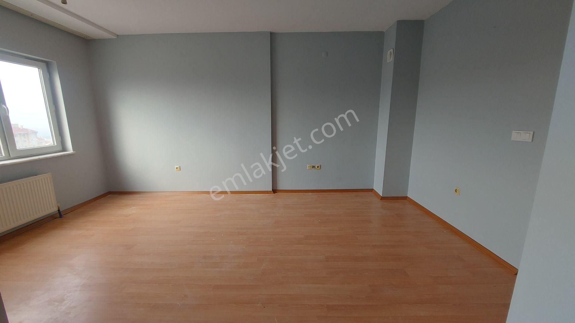 Menemen Ahıska Toki'de 2+1 Satılık Güney Cephe Ara Kat Daire - Görsel 3