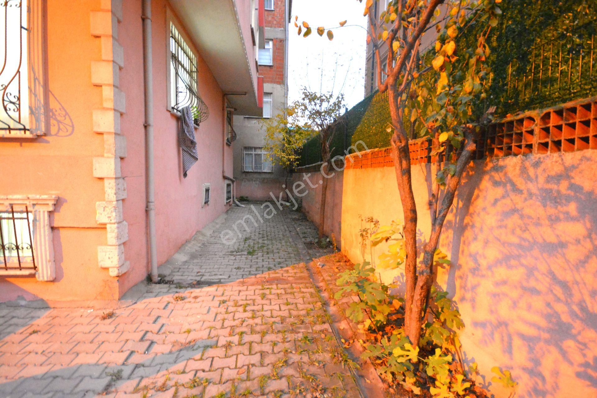 Satılık Ters Dubleks 2+1 İskanlı 90 M2 Konumu Güzel Diş Hastanesine Yakın - Görsel 26