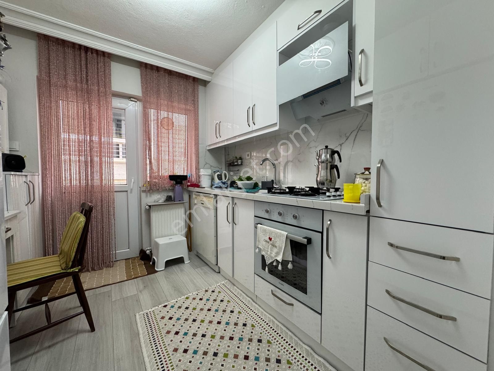 Ufuktepe Mahallesi'nde Asansörlü Binada 2+1 Daire!