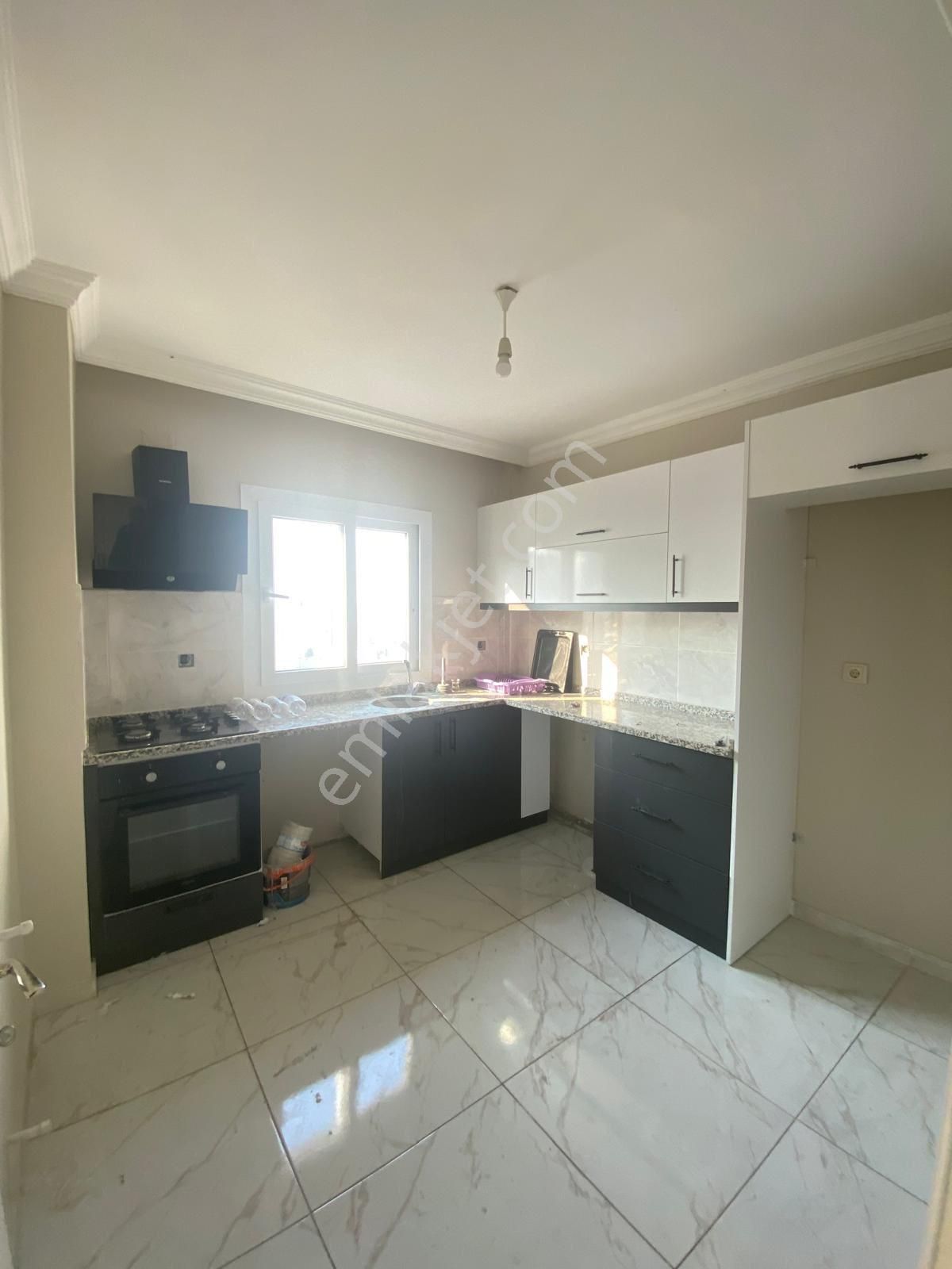 Remint’den Seyhan Mithatpaşa Mahallesinde Yeni Bina 3+1 Kapalı Mutfak Çift Banyo Hasarsız Satılık!!!