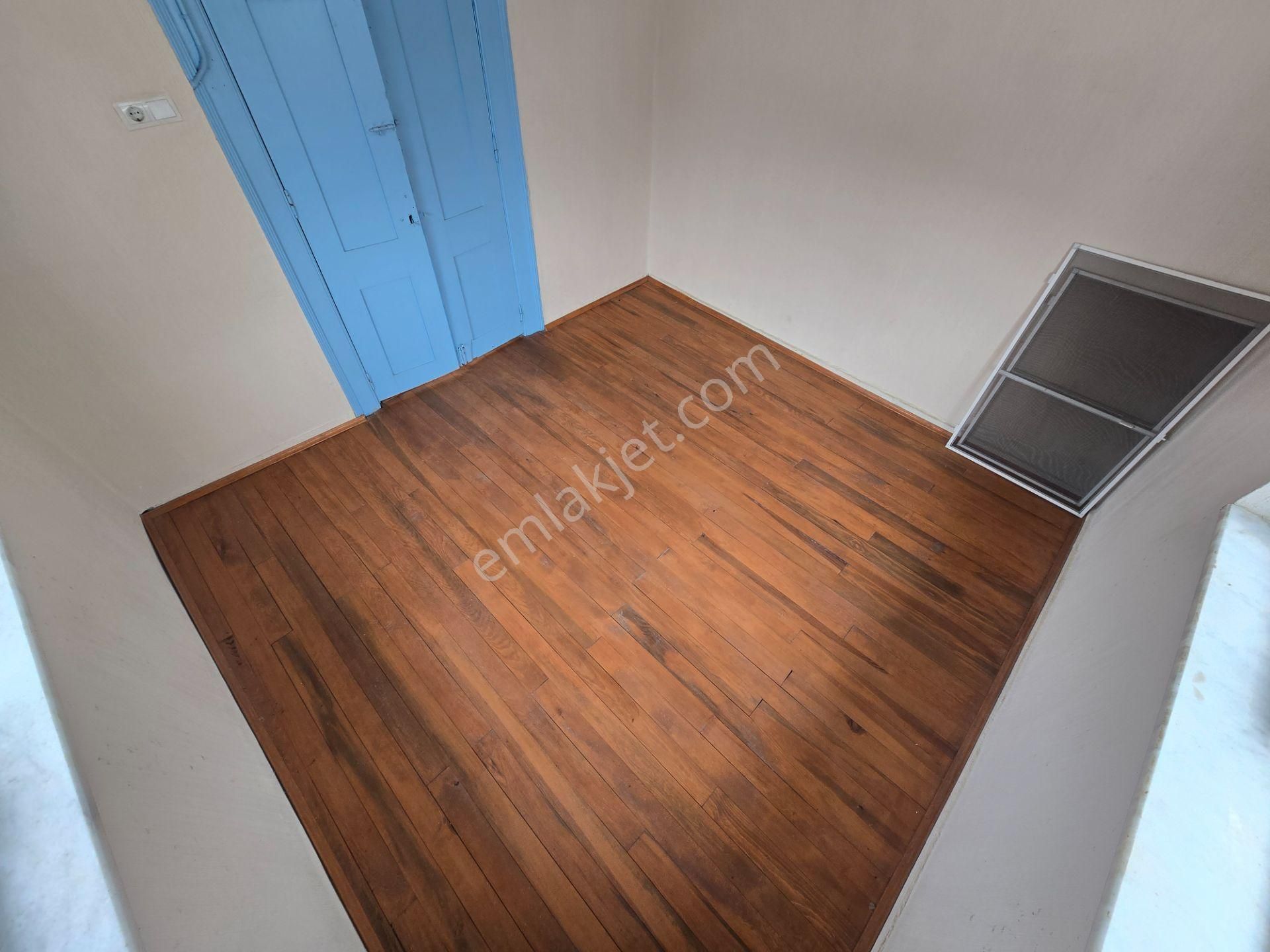 ▀▀jet Emlak'tan Zeytinli'de Geniş & Bahçeli Müstakil 3+1 Köy Evi - Görsel 16