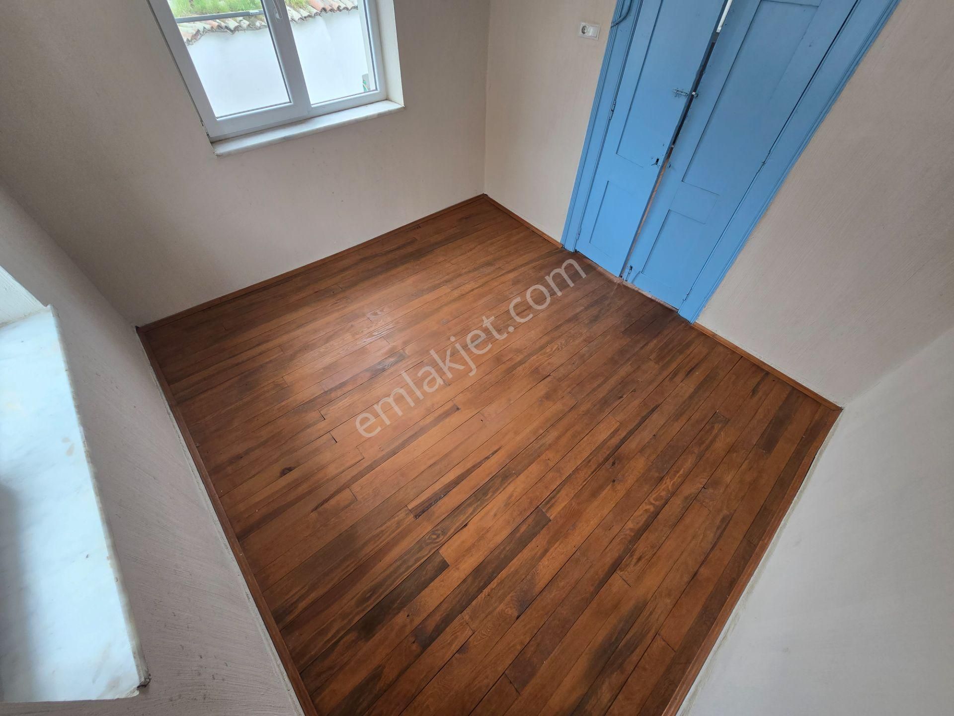 ▀▀jet Emlak'tan Zeytinli'de Geniş & Bahçeli Müstakil 3+1 Köy Evi - Görsel 17