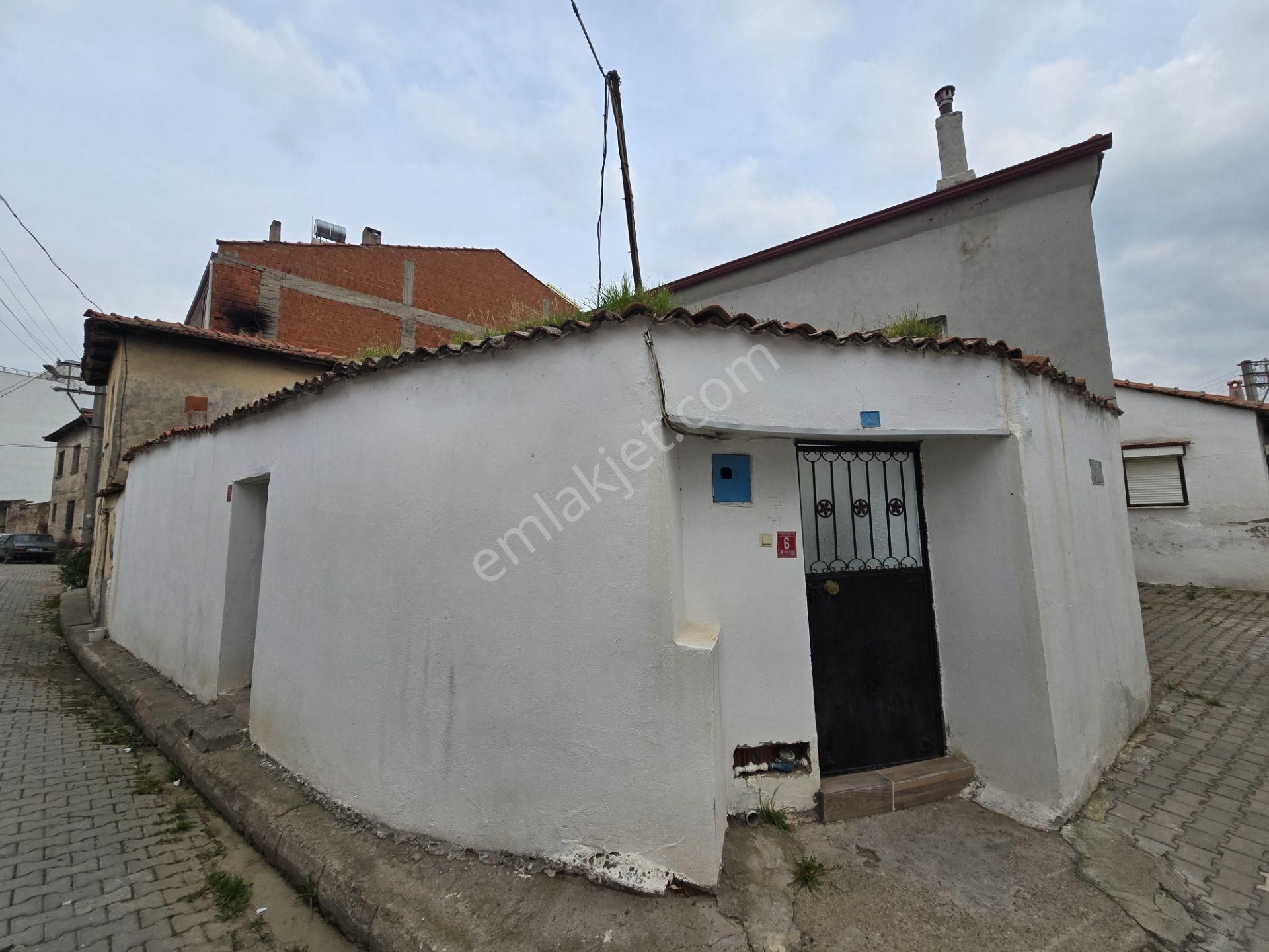 ▀▀jet Emlak'tan Zeytinli'de Geniş & Bahçeli Müstakil 3+1 Köy Evi - Görsel 34