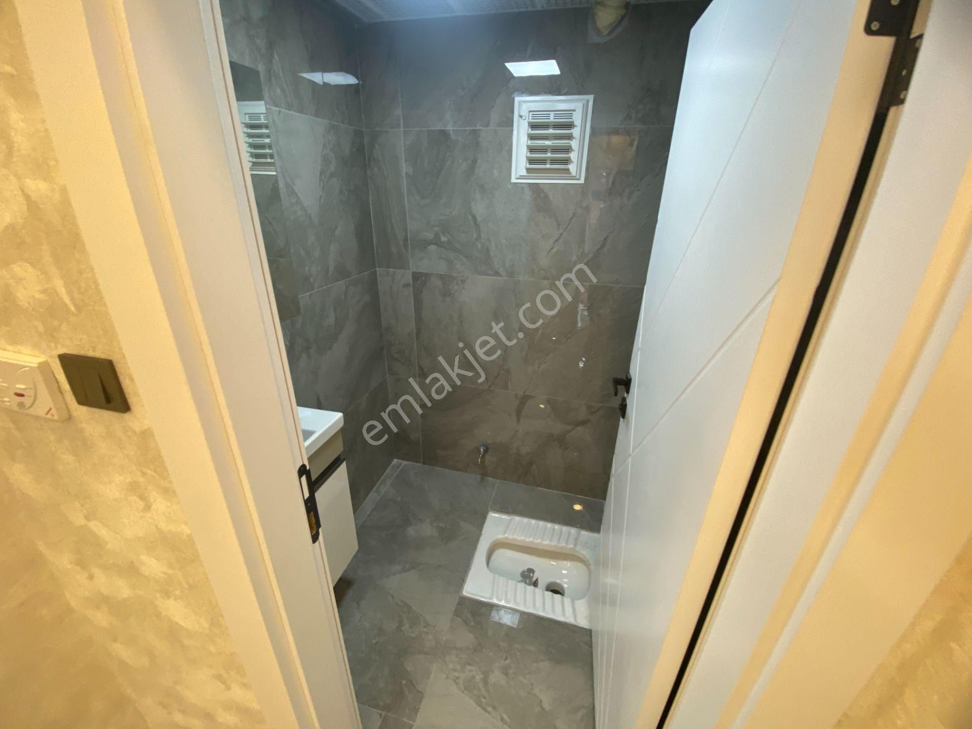 Süvari Mh. Merkezi Konumda Cadde Üzeri Ful Yapılı 3+1 Daire - Görsel 27