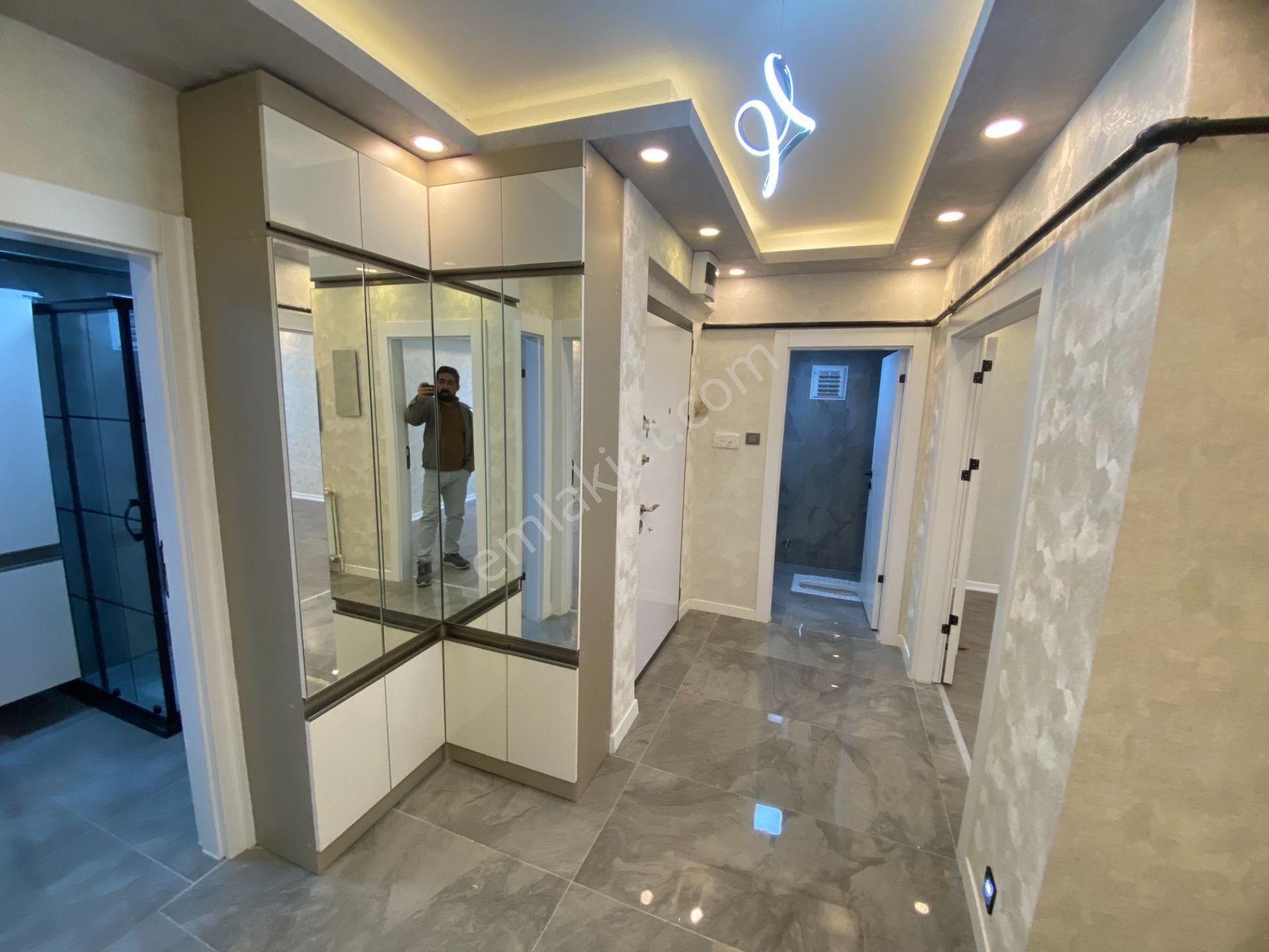 Süvari Mh. Merkezi Konumda Cadde Üzeri Ful Yapılı 3+1 Daire - Görsel 25