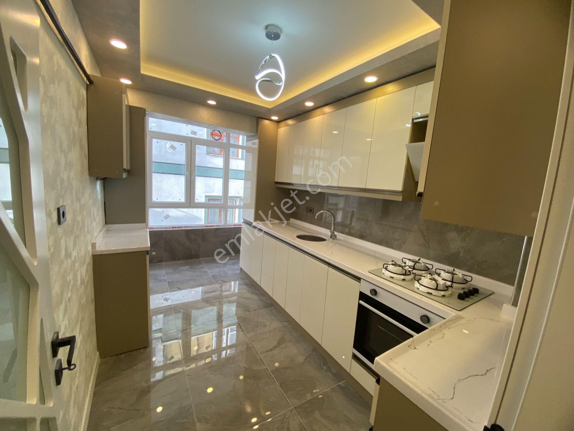 Süvari Mh. Merkezi Konumda Cadde Üzeri Ful Yapılı 3+1 Daire - Görsel 5