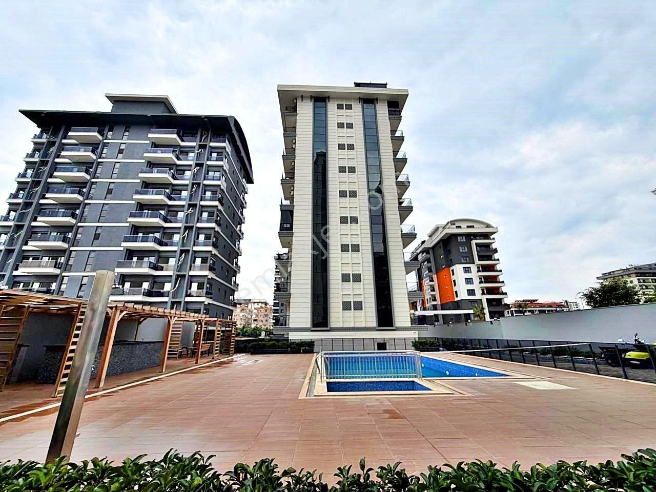 Alanya Mahmutlar'da Satılık 1+1 Site İçi Full Aktivteli Daire - Görsel 30