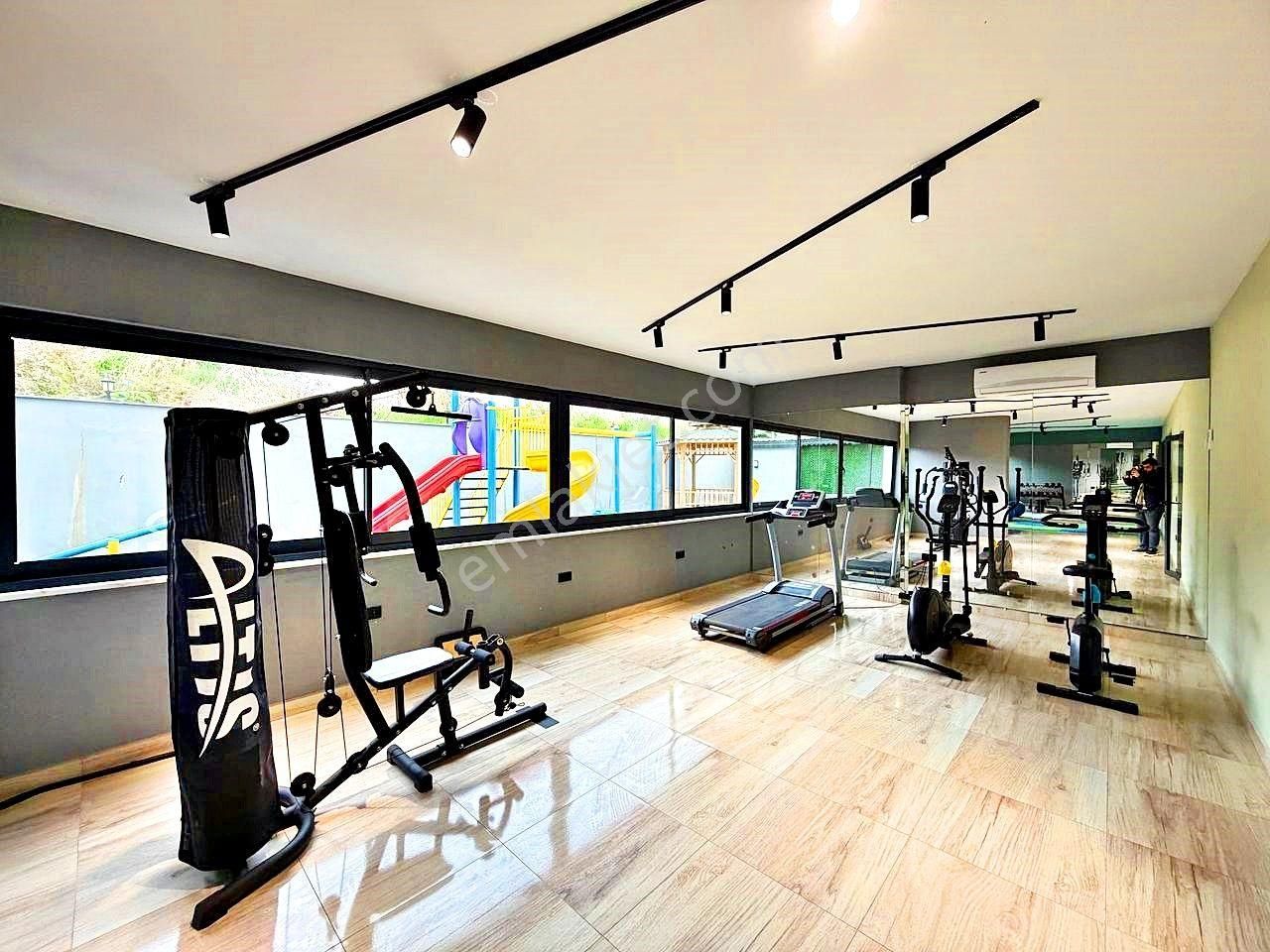Alanya Mahmutlar'da Satılık 1+1 Site İçi Full Aktivteli Daire