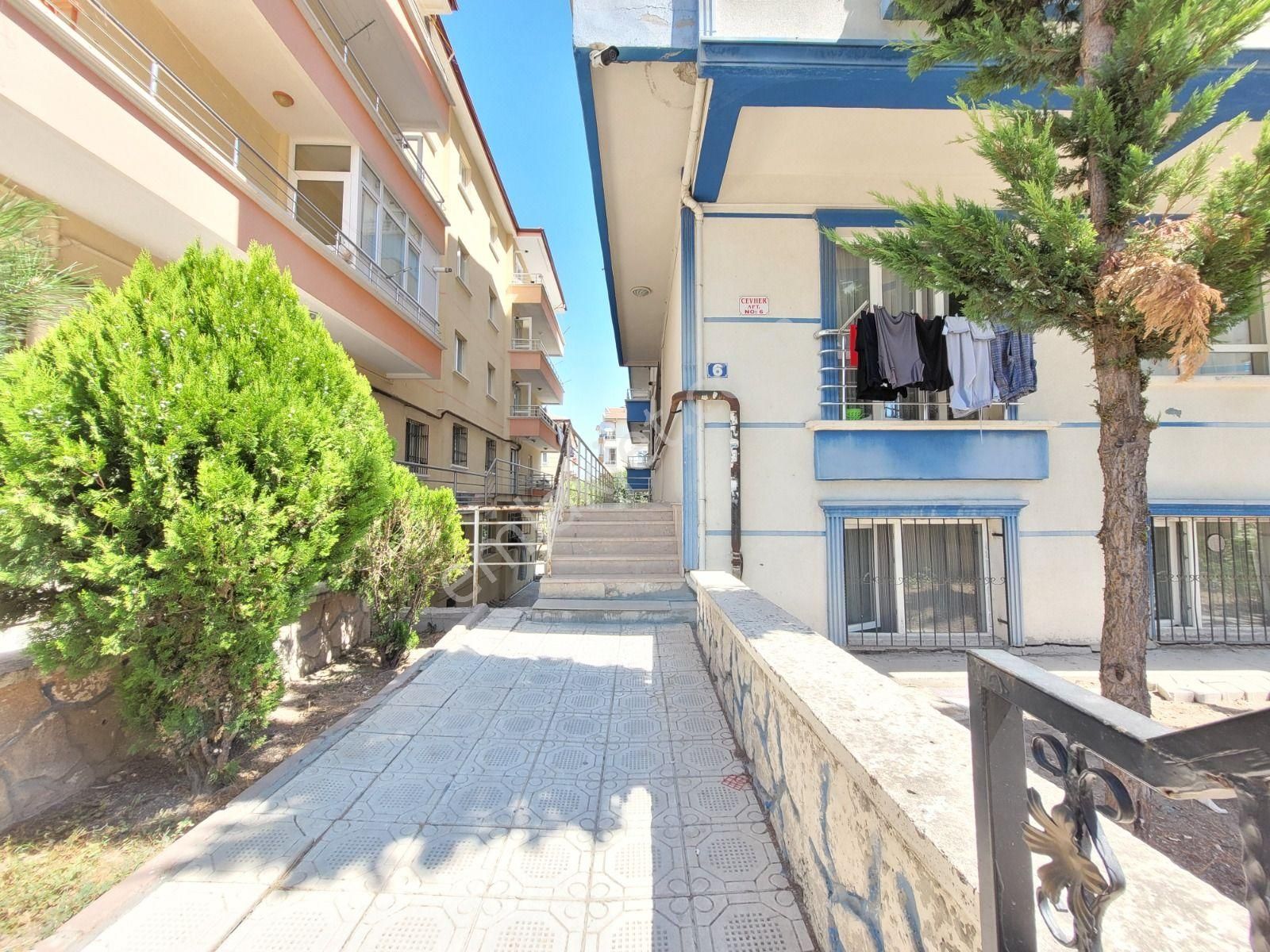 Mç Emlak'tan Alsancak Mah.de Acil Satılık Kupon Daire - Görsel 26