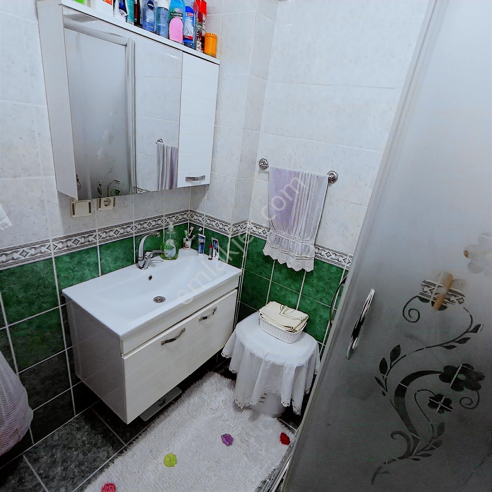 Sultançiftliği Mahallesi'nde Satılık 2+1 Balkonlu Yüksek Giriş - Görsel 7