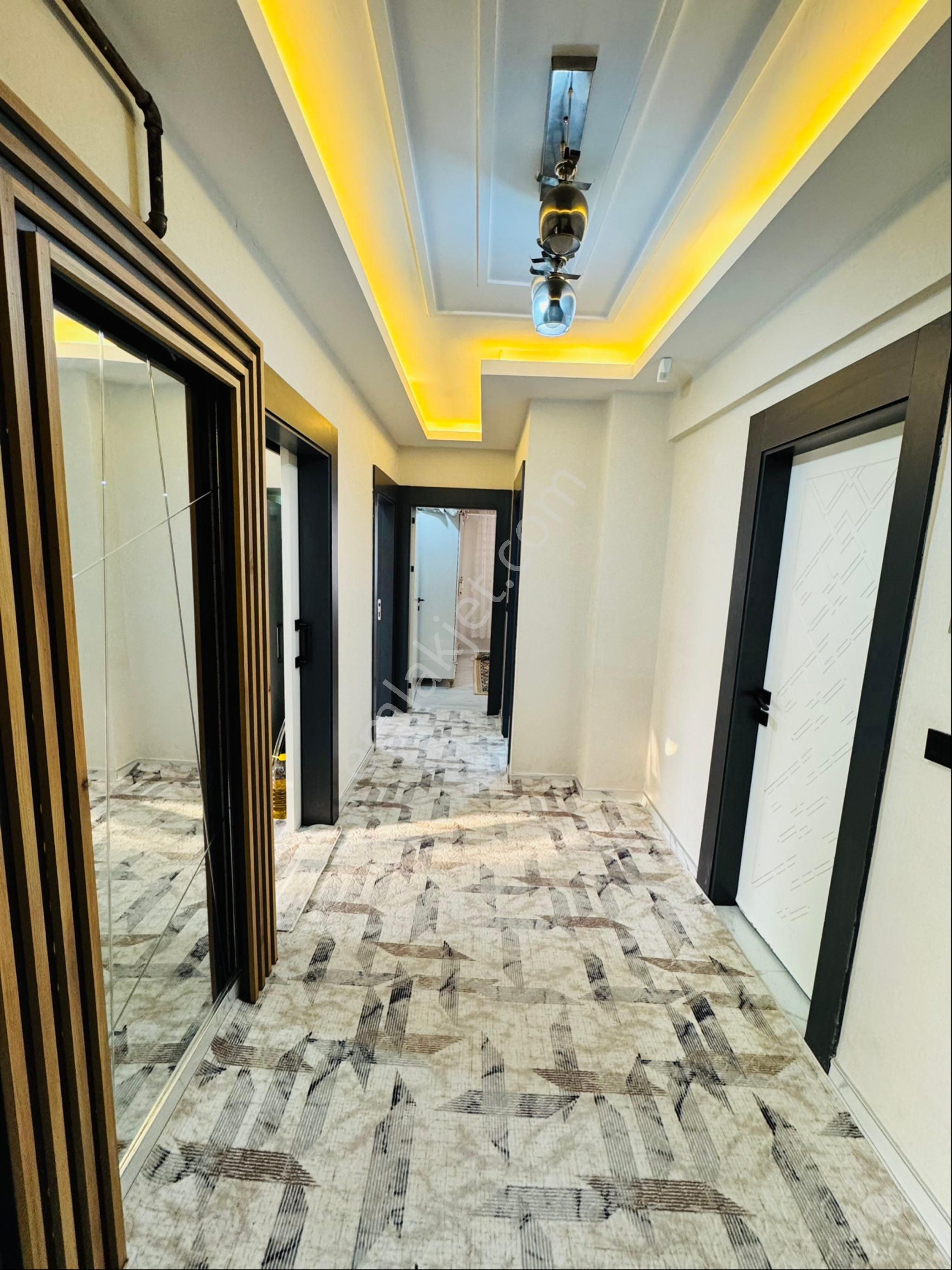 Belkısta Masrafsız 2+1 Geniş Oturumlu Lüxs Akıllı Daire