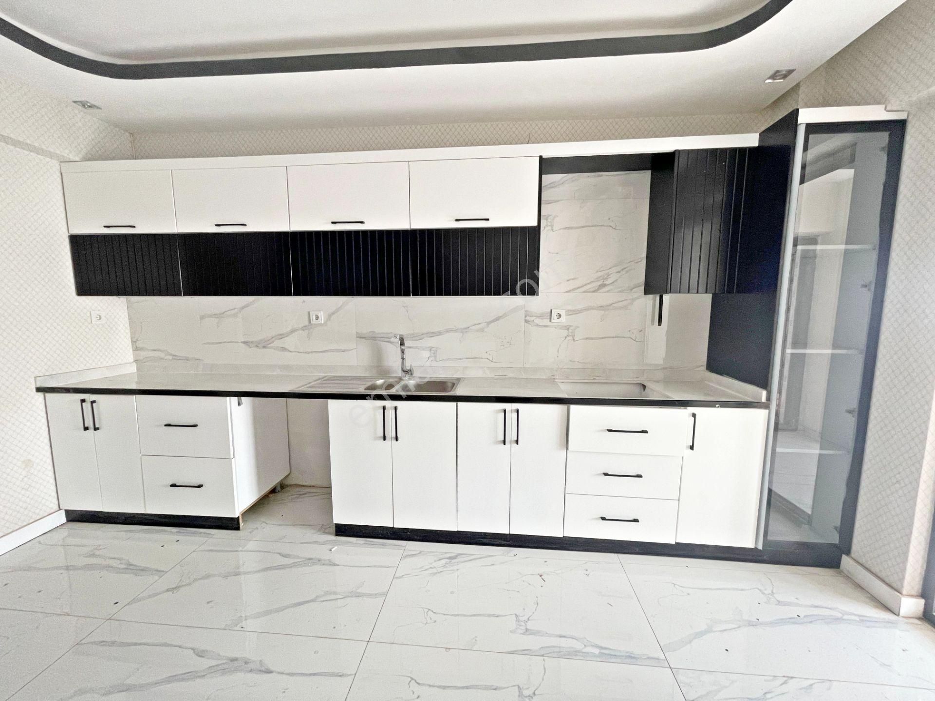 Alpaslan'da Misafirlerin Kıskanacağı Sıfır! Yemek Odalı Daire - Görsel 3