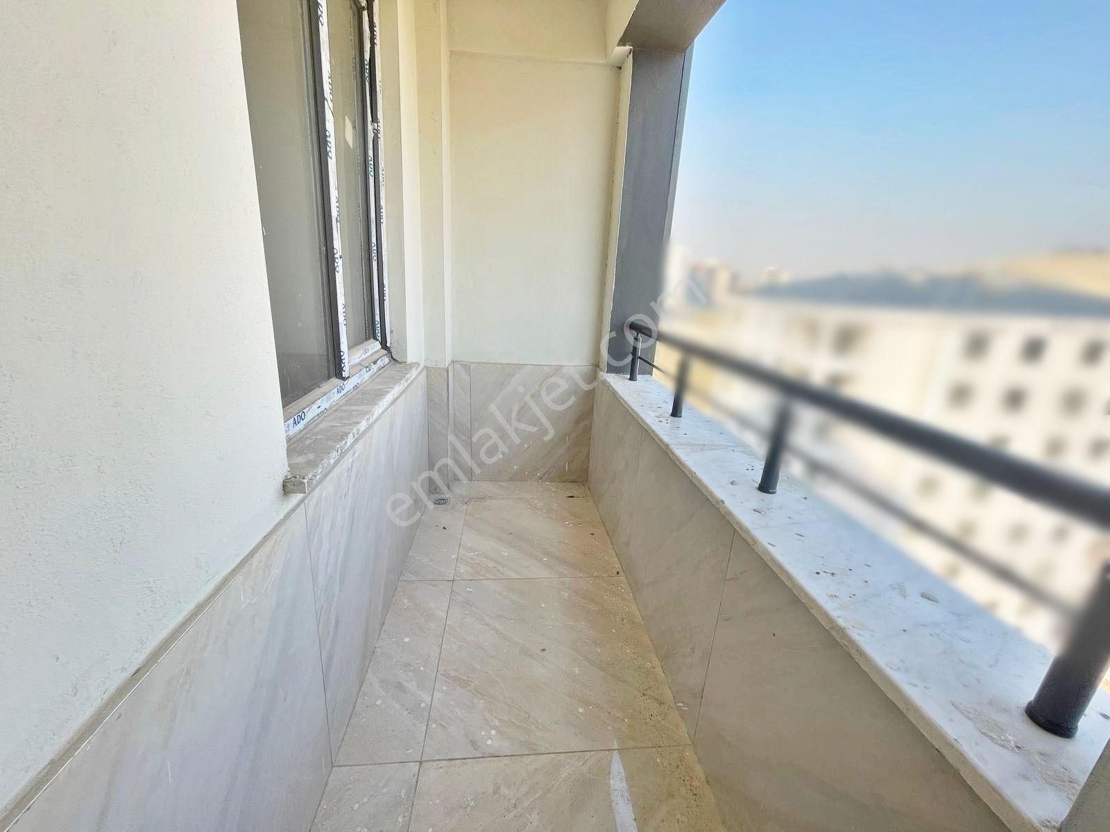 Alpaslan'da Misafirlerin Kıskanacağı Sıfır! Yemek Odalı Daire - Görsel 17