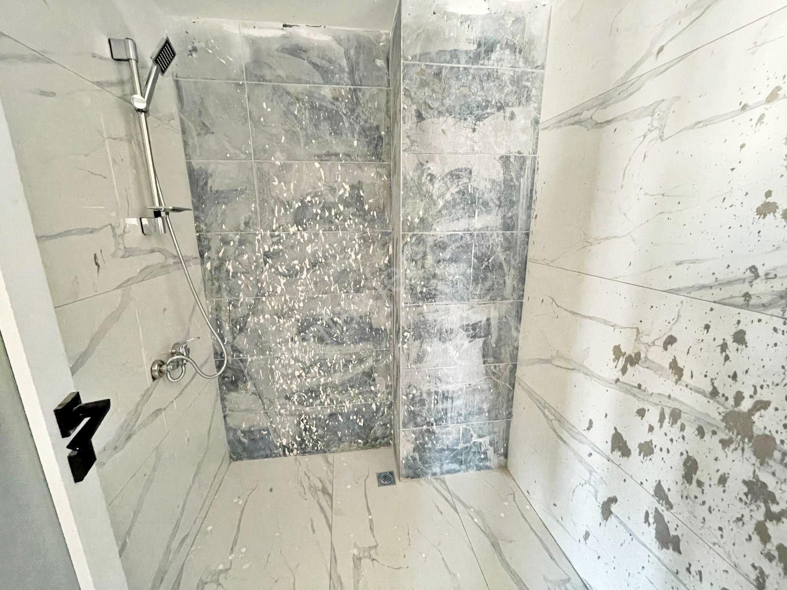 Alpaslan'da Misafirlerin Kıskanacağı Sıfır! Yemek Odalı Daire - Görsel 16