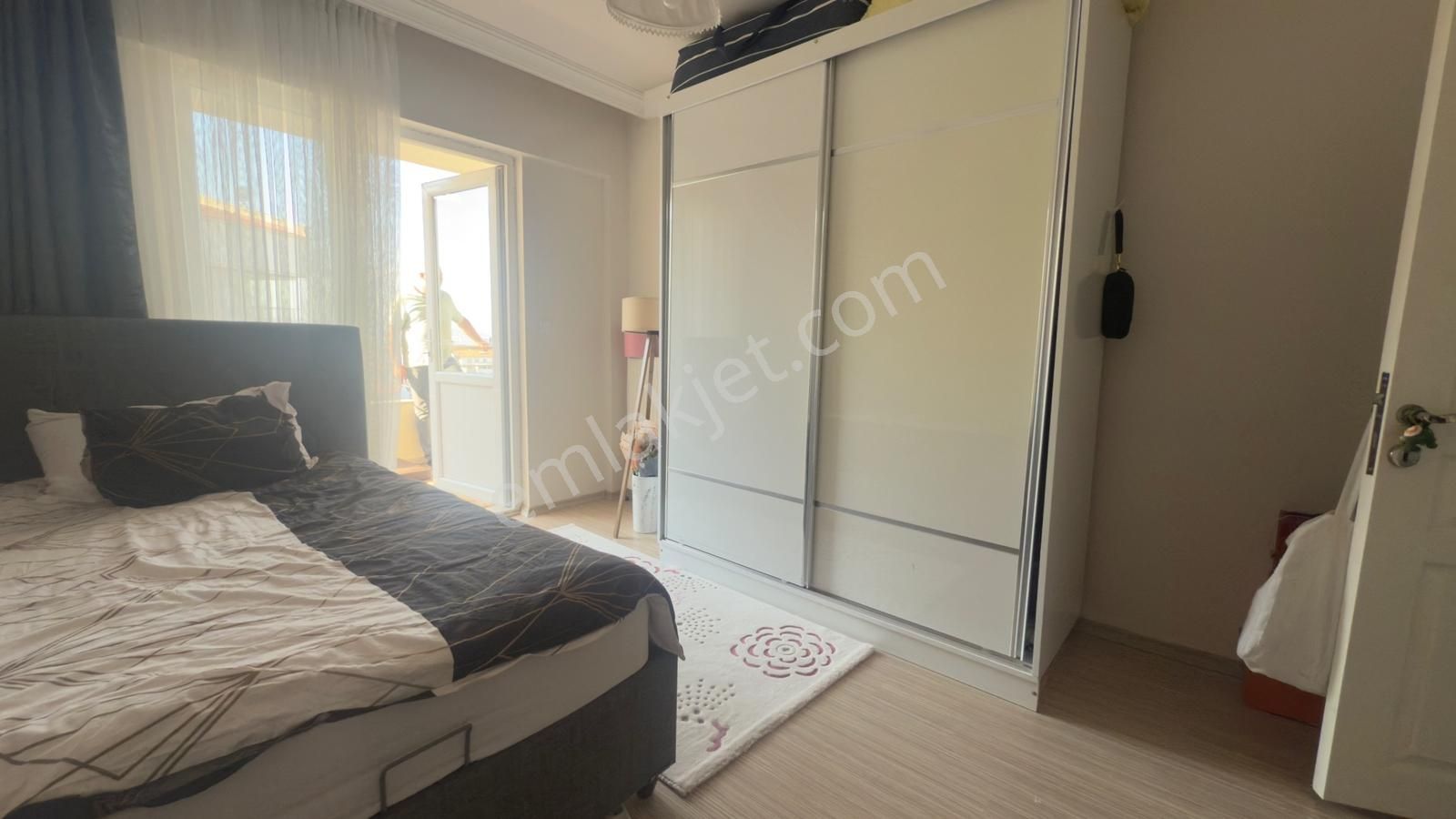 Dikmen Huzur Mah. Satılık Dubleks 4+1 Yapılı Daire Otoparklı - Görsel 20