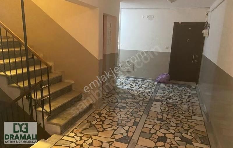 Dramalı'dan Podyum Park'a 200 Metre Mesafede Fırsat 3+1 Daire - Görsel 9