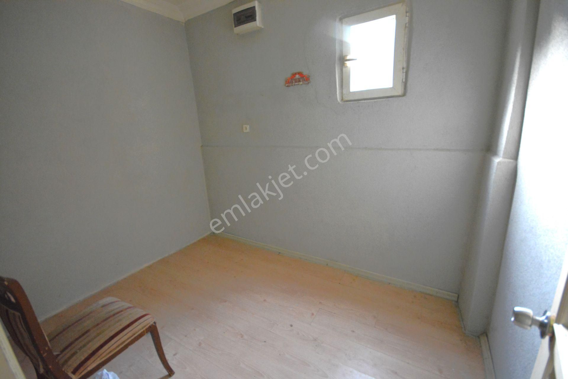 Kiralık 3+1 Merkezi Konumda 100 Metre Kare Daire - Görsel 13