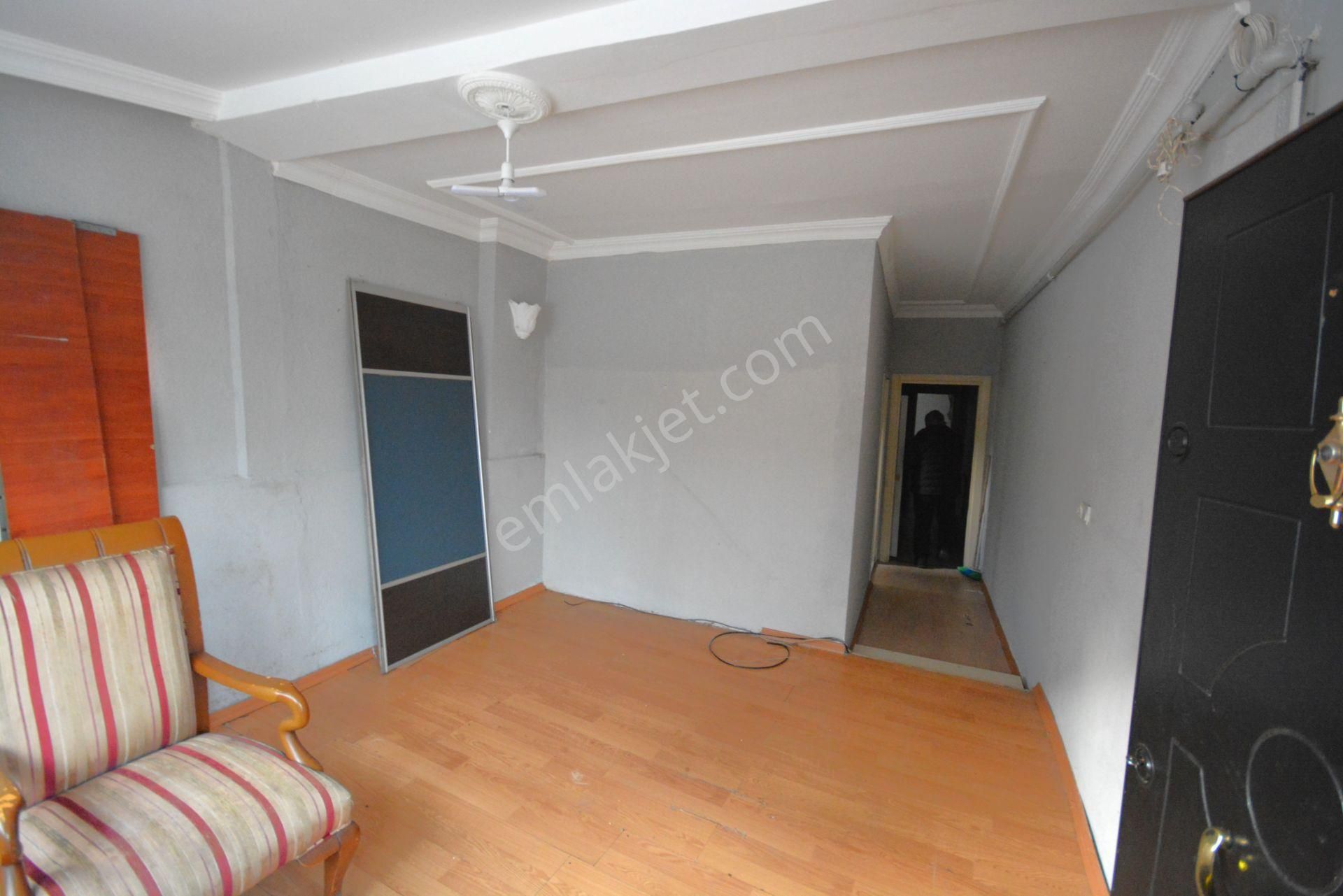 Kiralık 3+1 Merkezi Konumda 100 Metre Kare Daire - Görsel 3