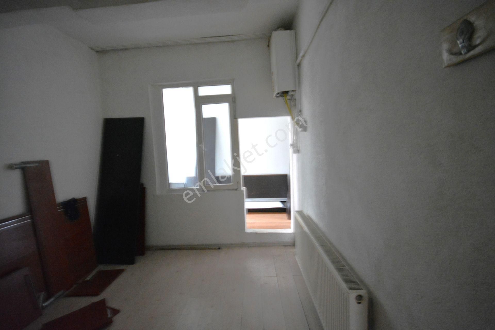 Kiralık 3+1 Merkezi Konumda 100 Metre Kare Daire - Görsel 20