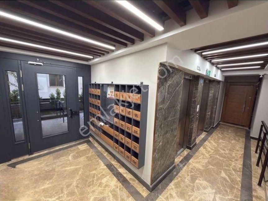 Suadiye Kaptanarif'te Sıfır Balkonlu Binada Kombili Lüx 2+1 - Görsel 9