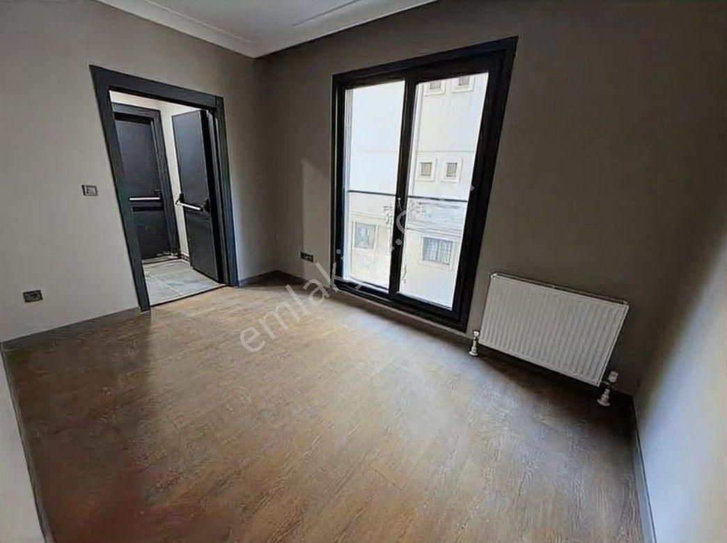 Suadiye Kaptanarif'te Sıfır Balkonlu Binada Kombili Lüx 2+1 - Görsel 5