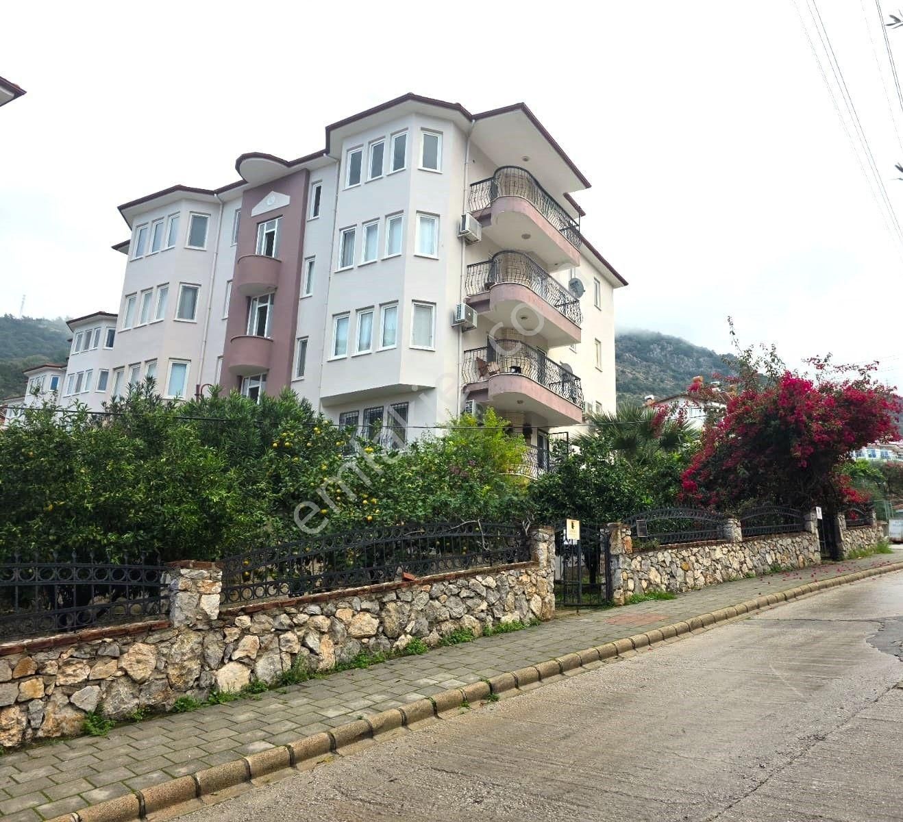 Goldhouse Dan Satılık Taşyakada Site İçinde Deniz Manzaralı Kapalı Mutfak 3+1 Daire - Görsel 5