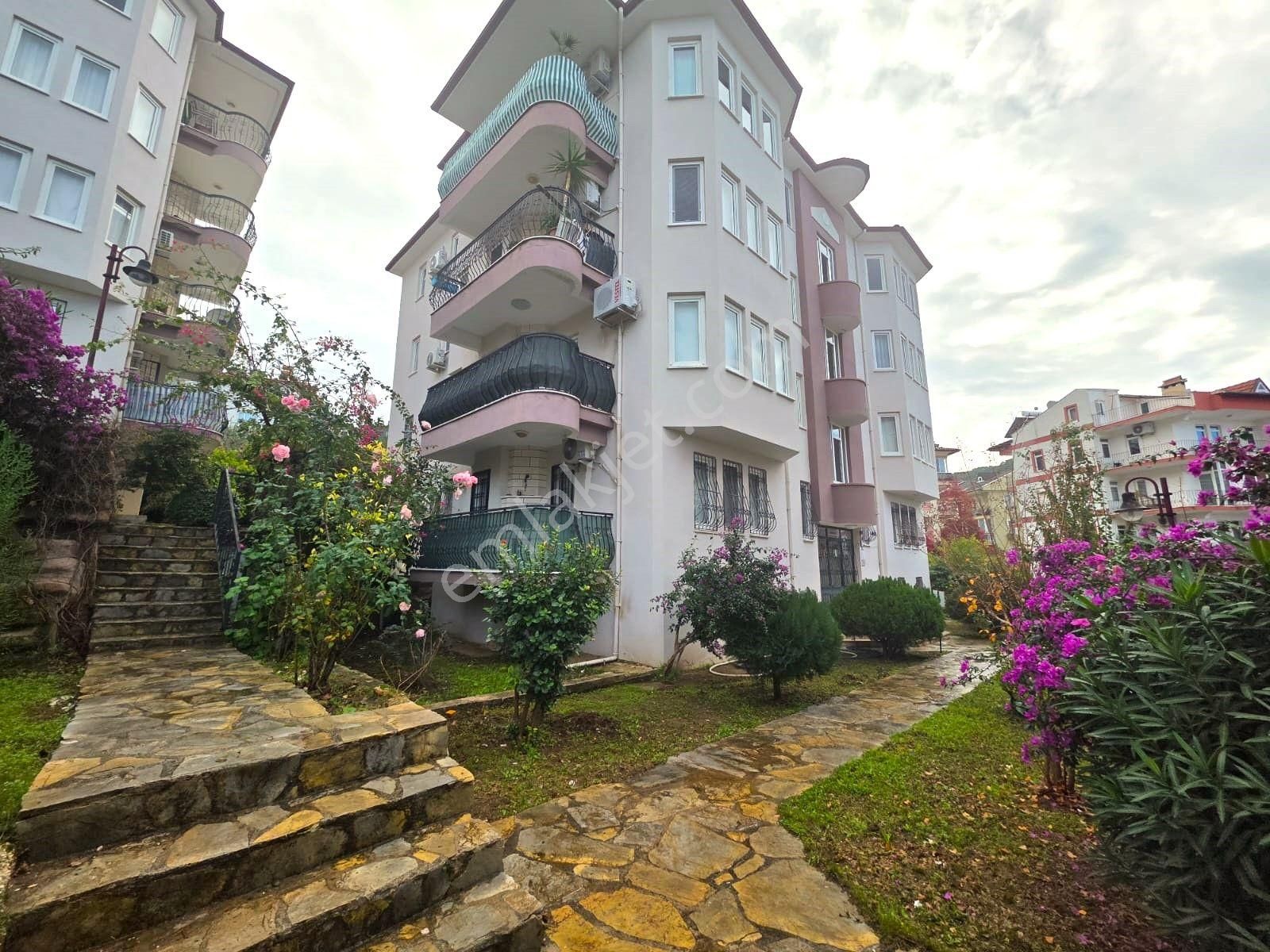 Goldhouse Dan Satılık Taşyakada Site İçinde Deniz Manzaralı Kapalı Mutfak 3+1 Daire - Görsel 4
