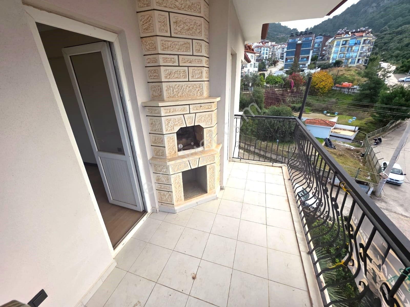 Goldhouse Dan Satılık Taşyakada Site İçinde Deniz Manzaralı Kapalı Mutfak 3+1 Daire - Görsel 14