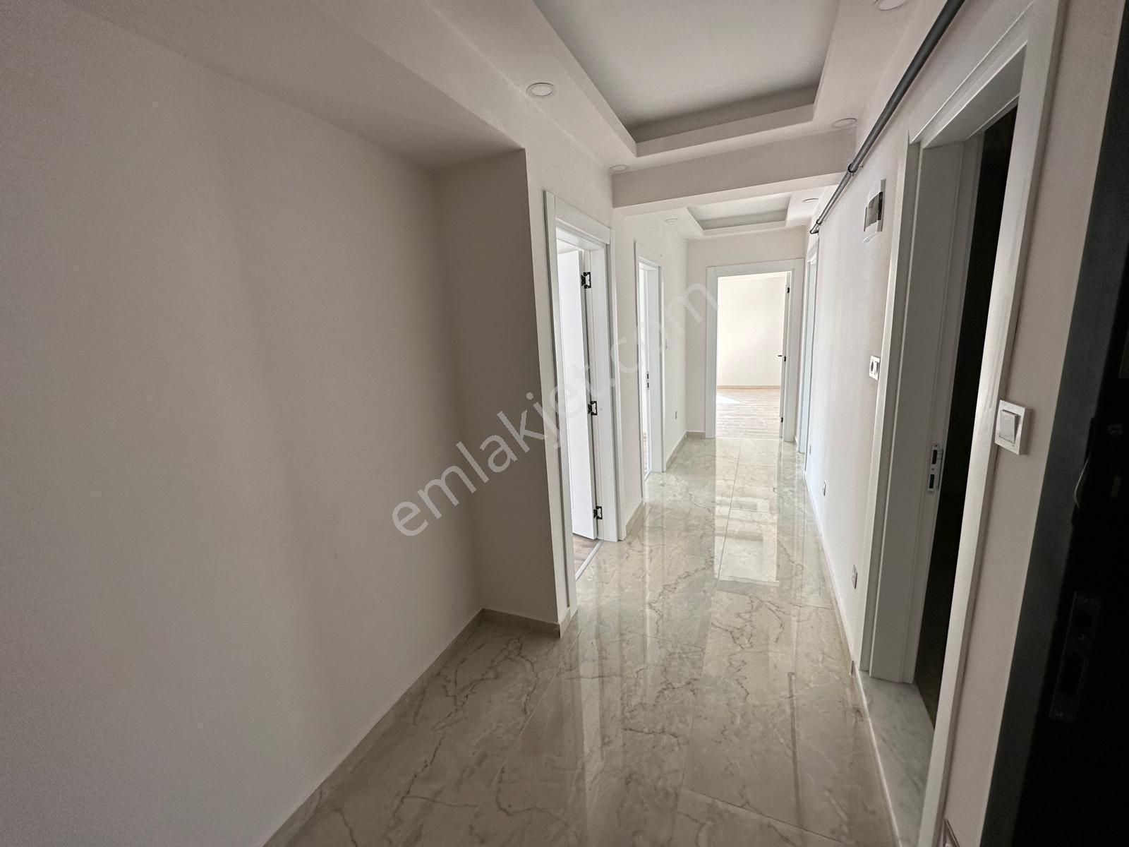 Adnan Menderes Koçtaşın Yanında İşlek Cadde Satılık Daire - Görsel 8
