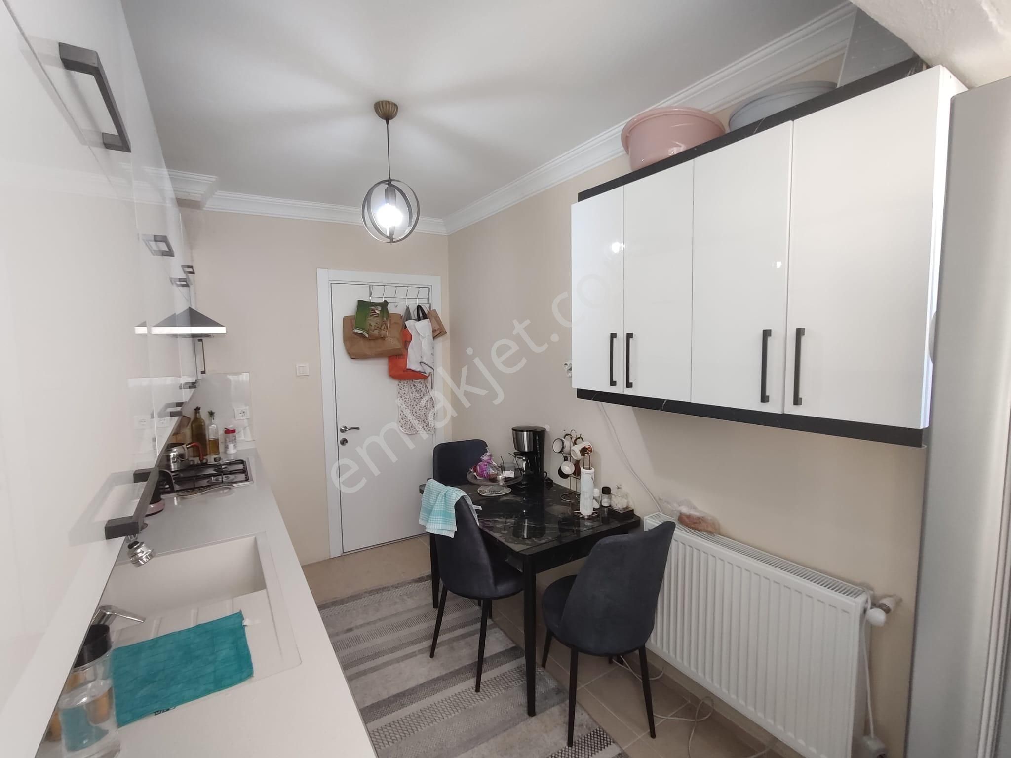 Onur Mahallesi'nde Köşe Konumda Full Yapılı 2+1 Arakat Daire - Görsel 15