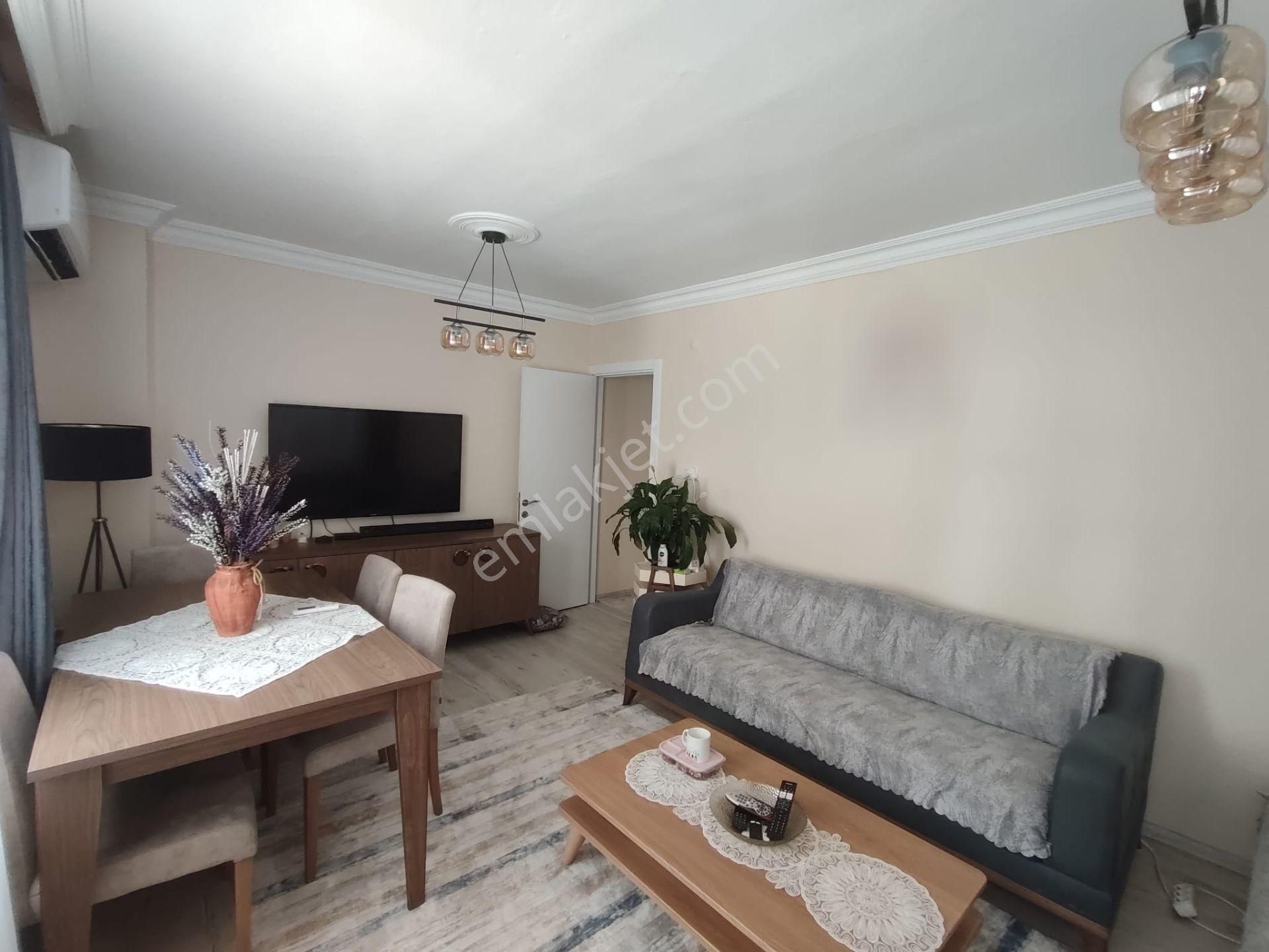 Onur Mahallesi'nde Köşe Konumda Full Yapılı 2+1 Arakat Daire - Görsel 3