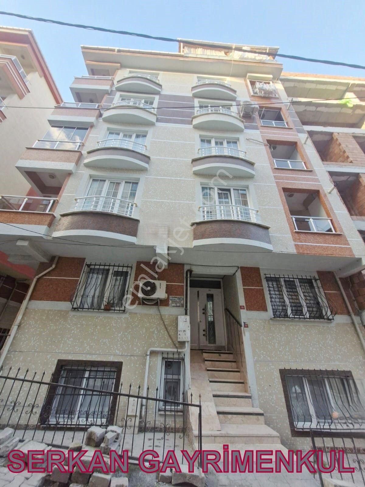 Serkan Gayrimenkulden Bahçelievler Yenibosna Çakmak Durağında 3.kat - Görsel 12