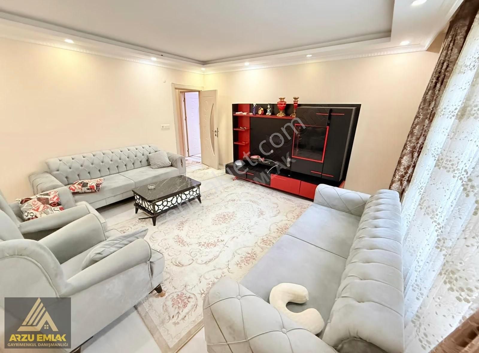 Arzu Emlaktan Kapalı Otoparklı Çift Asansörlü 2+1 95 M2 Satılık - Görsel 23